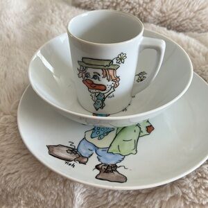 Pre-loved 3piece Children dish set from Tish